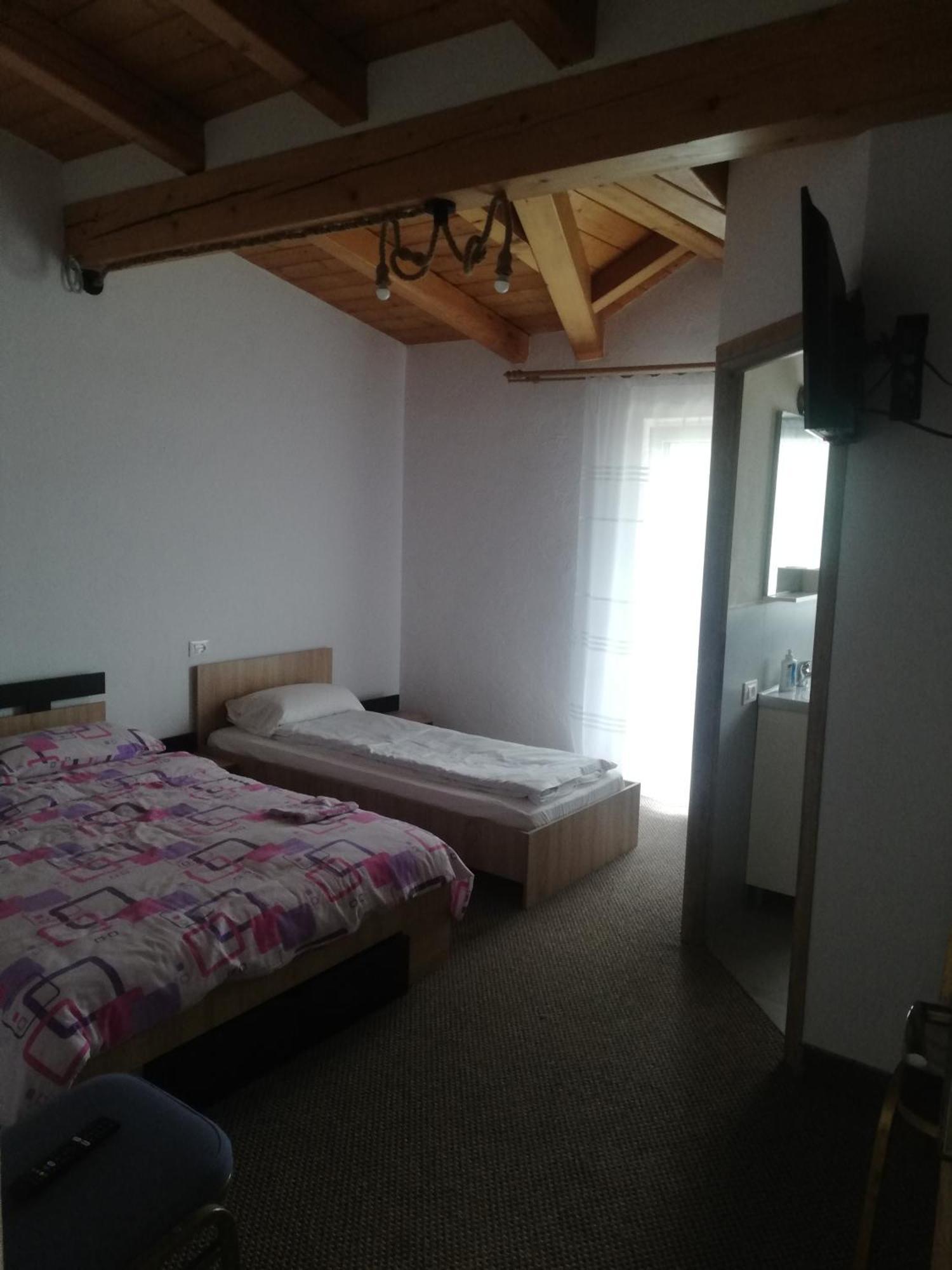 Pensiune Stirbu Borşa Camera foto